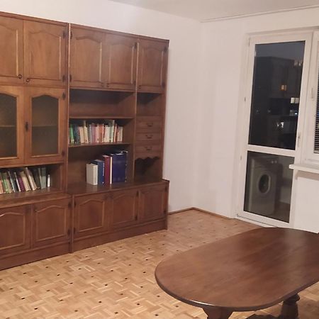 Uroczy Apartament Z Bezplatnych Parkingiem Warsaw Ngoại thất bức ảnh